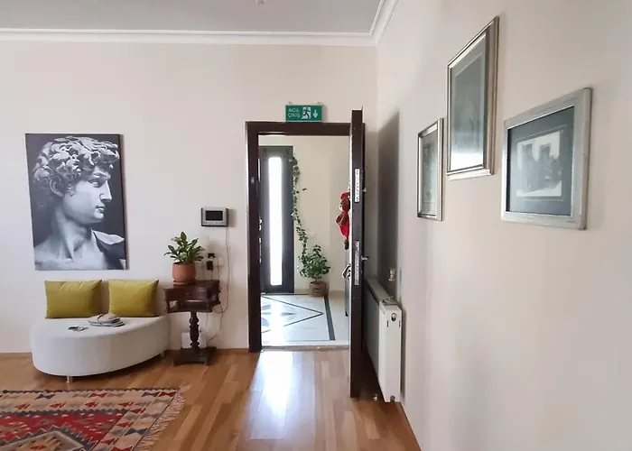 Couette-café Ephesus 4*